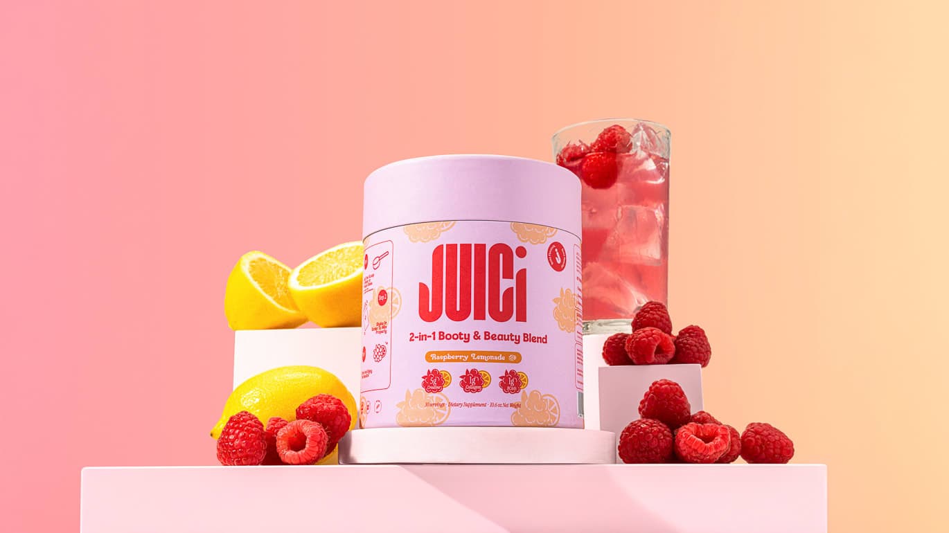 Juici raspberry lemonade product photography example